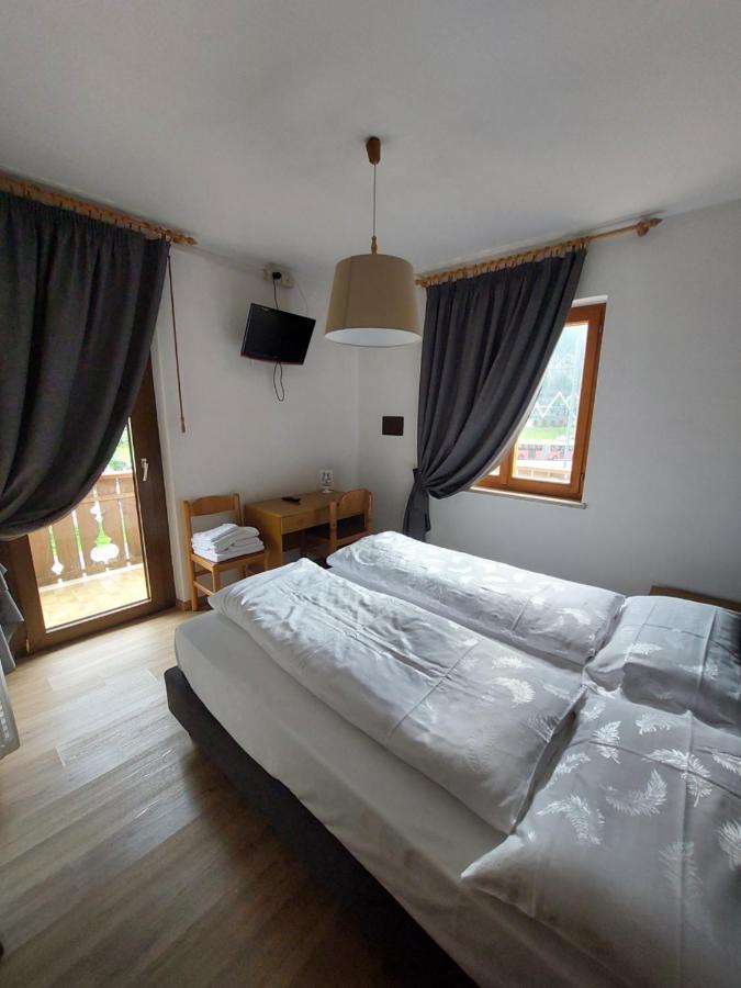 Garni Monika Bed & Breakfast Canazei Exterior photo