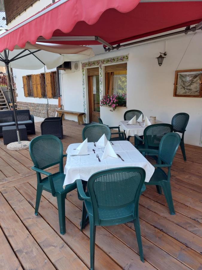 Garni Monika Bed & Breakfast Canazei Exterior photo